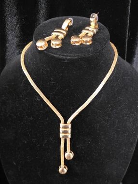 Gold-Tone Women's Necklace and Earrings Set - Elegant Drop Design